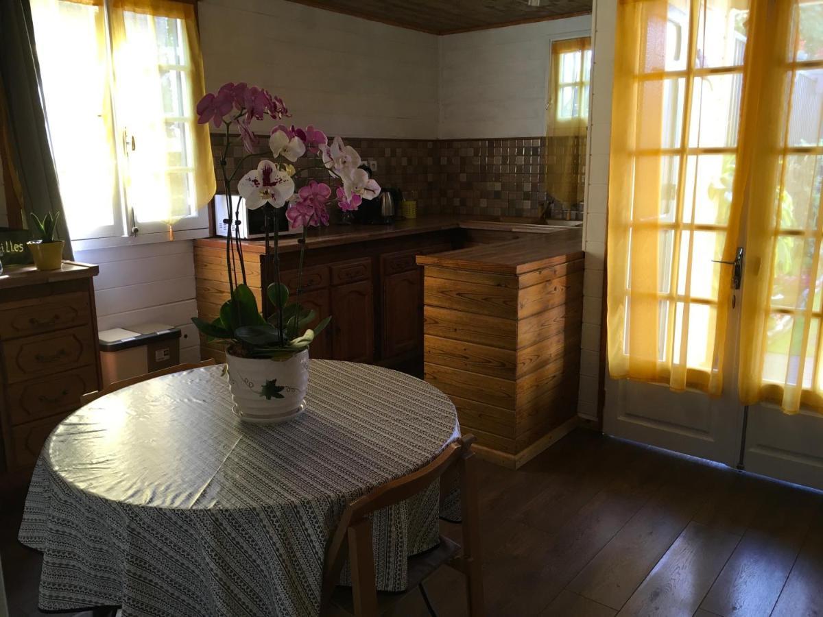 サラジー Ti Kaz Hoareau Bed & Breakfast エクステリア 写真